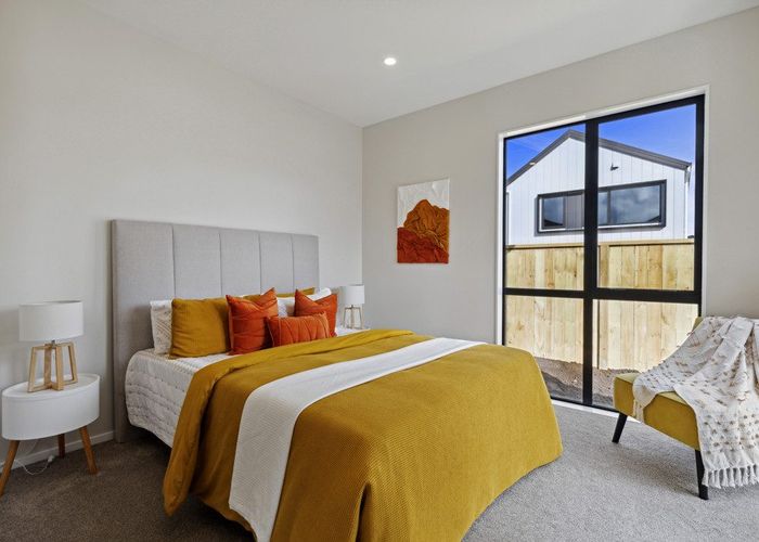  at 44 Horokaka Street, Massey, Waitakere City, Auckland