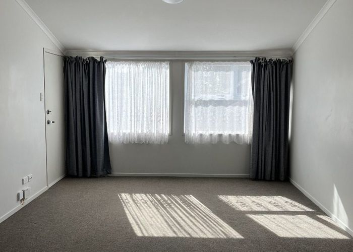  at 2/10A Te Aroha Street, Hamilton East, Hamilton, Waikato