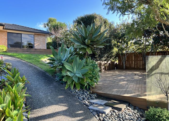  at 13 Kimberly Grove, Greenhithe, Auckland