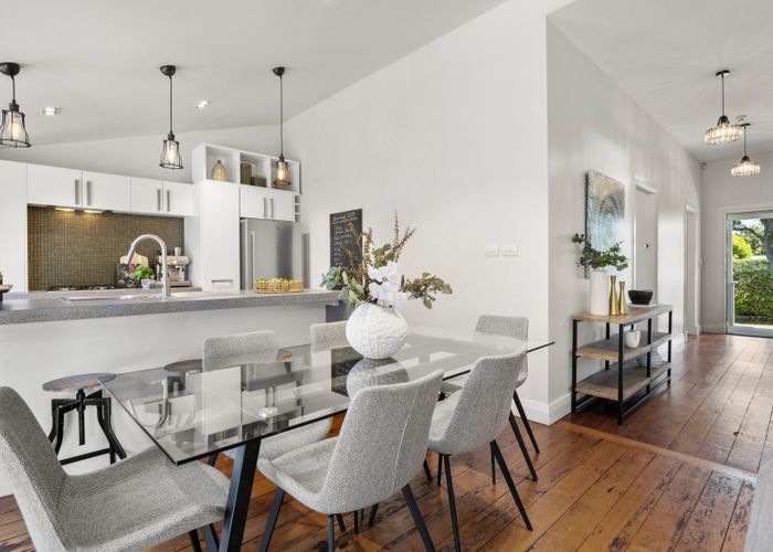  at 17 Rimu Street, New Lynn, Auckland