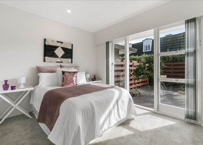  at 4/24 Central Avenue, Papatoetoe, Manukau City, Auckland