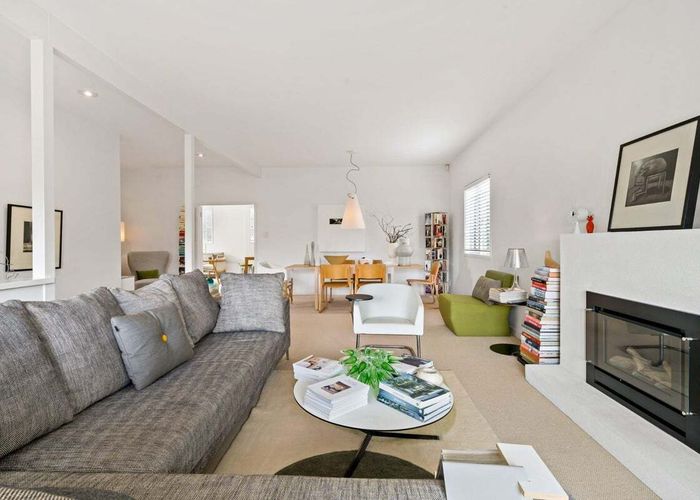  at 19A Benson Road, Remuera, Auckland