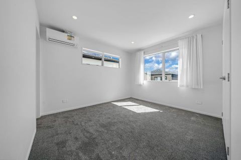  at 9 Edgerton Road, Te Atatu Peninsula, Waitakere City, Auckland
