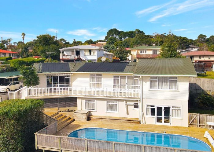  at 13 Connell Street, Blockhouse Bay, Auckland