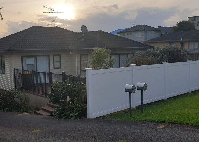  at 80  Sunset Rd, Unsworth Heights, North Shore City, Auckland