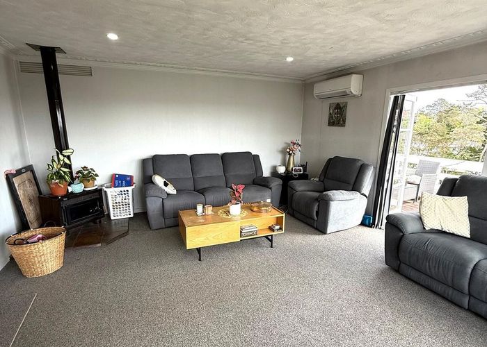  at 205 Titirangi Road, Titirangi, Waitakere City, Auckland