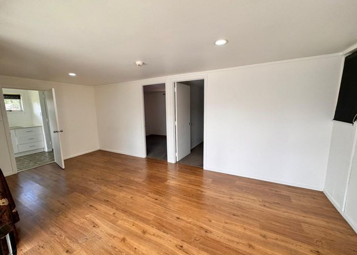  at 562 Great South Road, Papatoetoe, Manukau City, Auckland