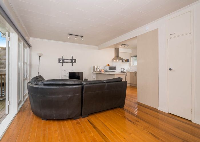  at 51 Stanaway Street, Hillcrest, North Shore City, Auckland