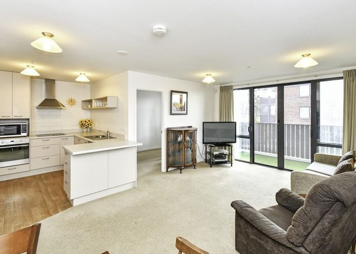  at 10b/128 St George Street, Papatoetoe, Manukau City, Auckland