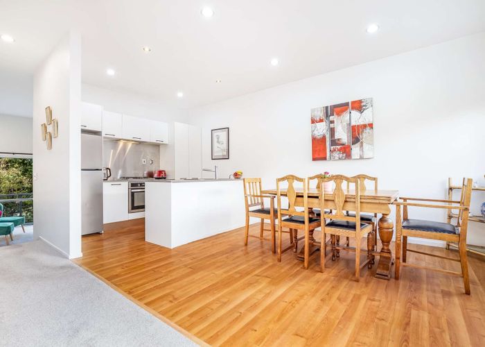  at 76G Edmonton Road, Henderson, Waitakere City, Auckland