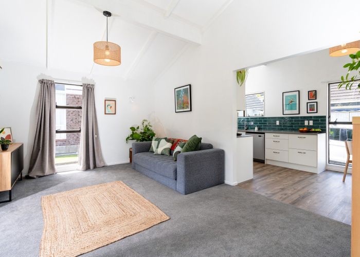  at 42 Weka Street, Miramar, Wellington, Wellington