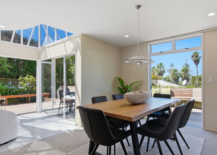  at 2/99 Hebron Road, Waiake, North Shore City, Auckland