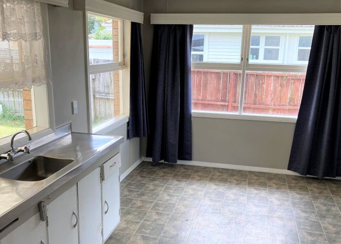  at 3 Minifie Avenue, Melville, Hamilton, Waikato