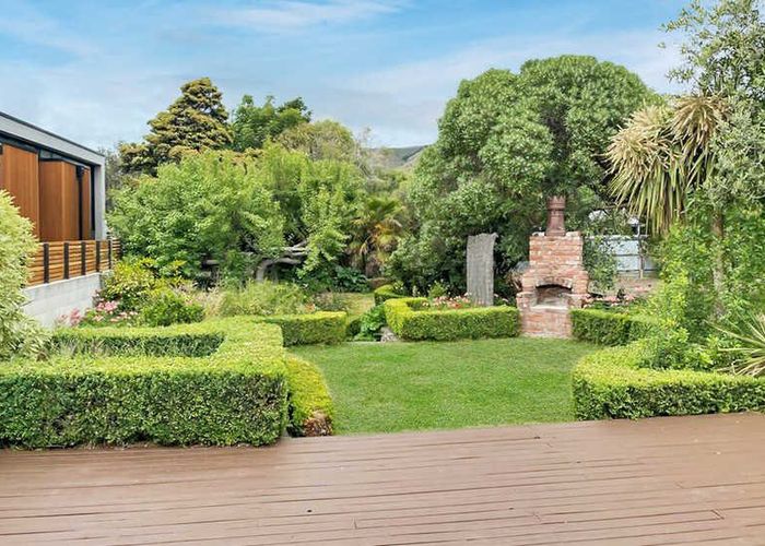  at 90 Nayland Street, Sumner, Christchurch