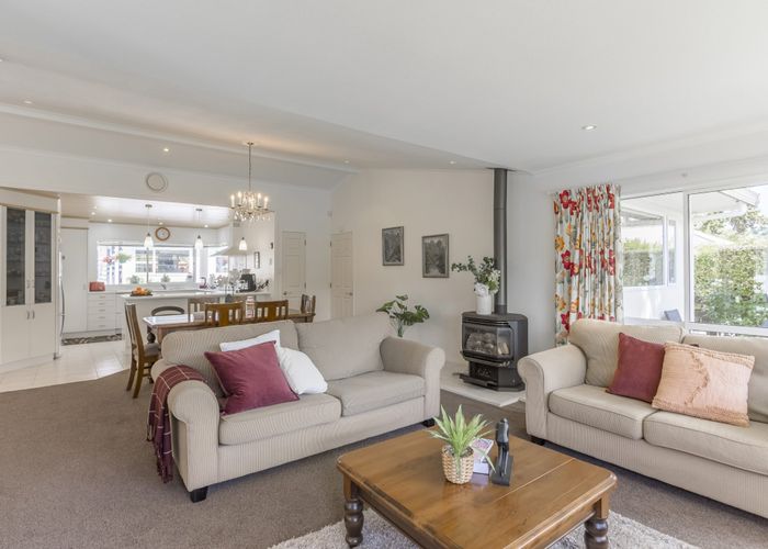  at 52 Kohekohe Road, Waikanae