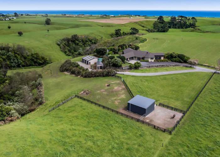  at 253 Lower Pitone Road, Oakura, New Plymouth, Taranaki