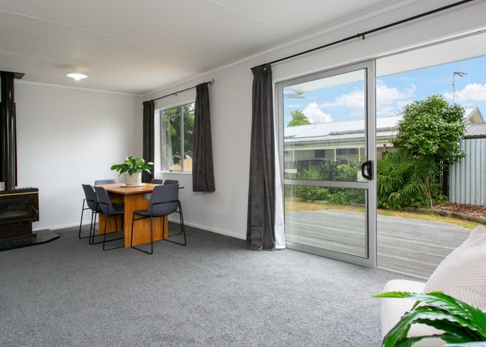  at 83 Thompson Street, Leamington, Cambridge