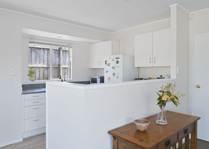  at 13 Legacy Drive, Henderson, Auckland