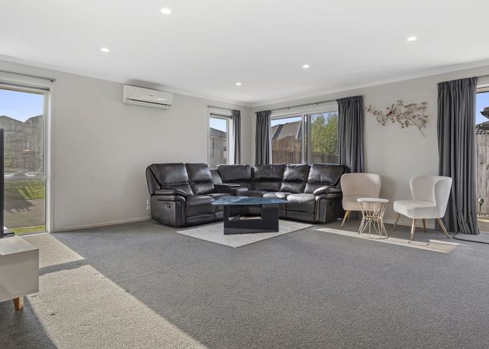  at 172 Waikite Road, Welcome Bay, Tauranga