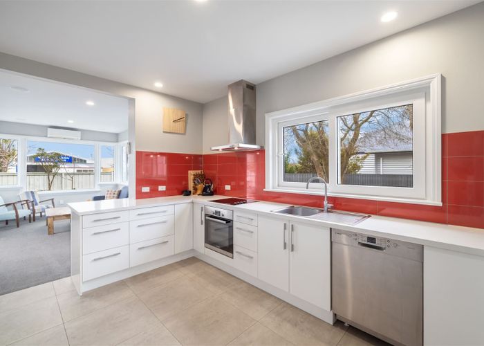  at 92 Mcfaddens Road, St Albans, Christchurch