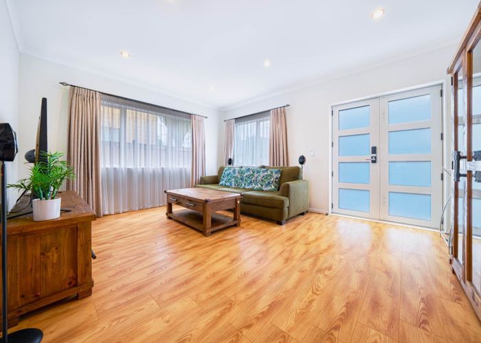  at 15 Carrickdawson Drive, Flat Bush, Manukau City, Auckland