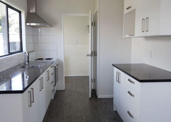  at 2/12 Melleray Place, Manurewa, Manukau City, Auckland