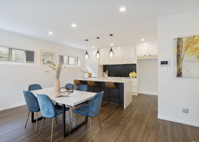  at 25A View Road, Henderson, Waitakere City, Auckland