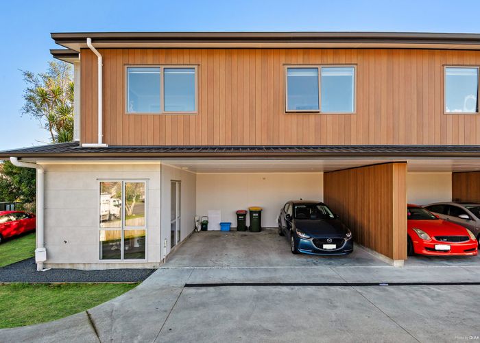  at 1/10 Gazeley Avenue, Silverdale, Hamilton, Waikato