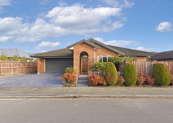  at 8 Scarlet Lane, Redwood, Christchurch