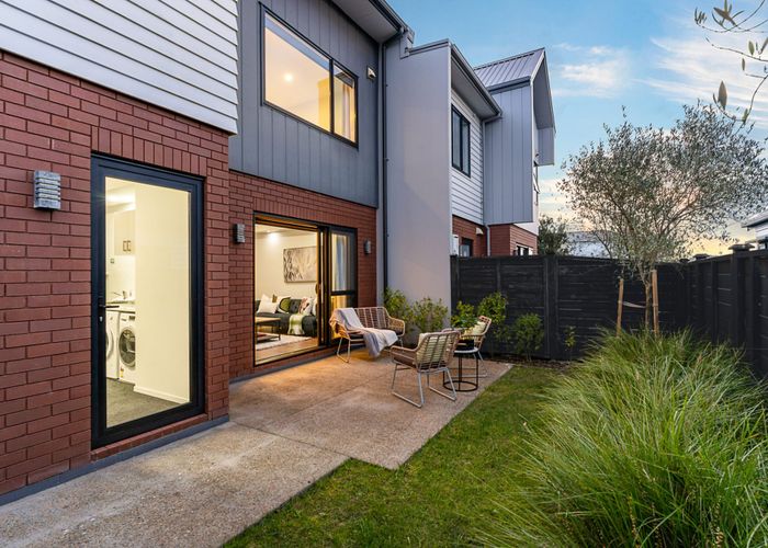  at 17 Moki Place, Long Bay, Auckland