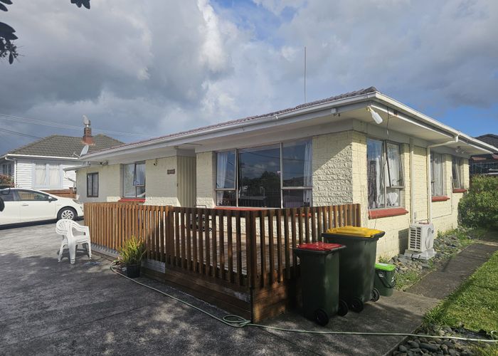  at 2/2a Hutt Road, Manurewa, Manukau City, Auckland