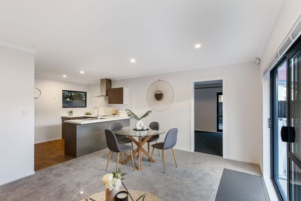  at 124A Edgewater Drive, Pakuranga, Auckland
