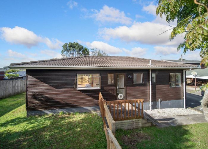  at 1/14 Heathglen Place, Bayview, North Shore City, Auckland