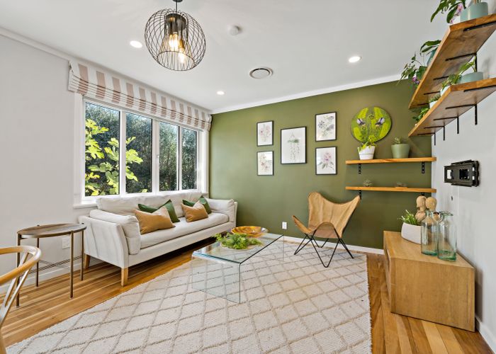  at 4 Kawau Road, Greenlane, Auckland