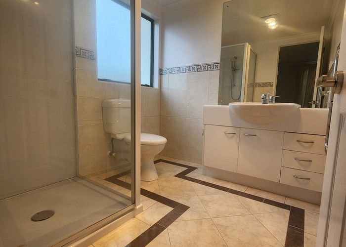  at 10 Rosepark Crescent, Meadowbank, Auckland City, Auckland