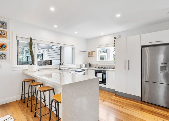  at 30 Buxton Street, Point Chevalier, Auckland City, Auckland