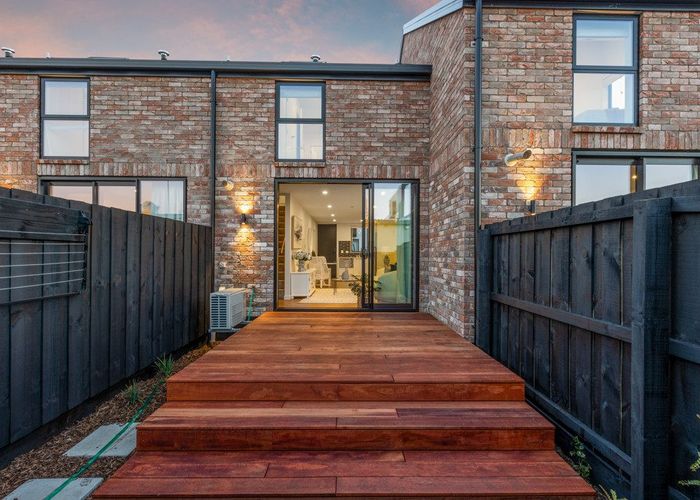  at 3/196 Hills Road, Edgeware, Christchurch City, Canterbury