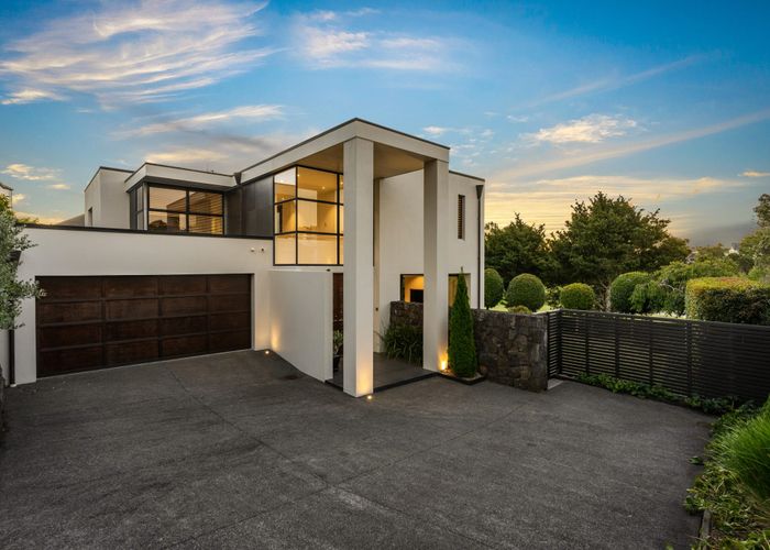  at 6 Allen Johnston Place, Saint Johns, Auckland