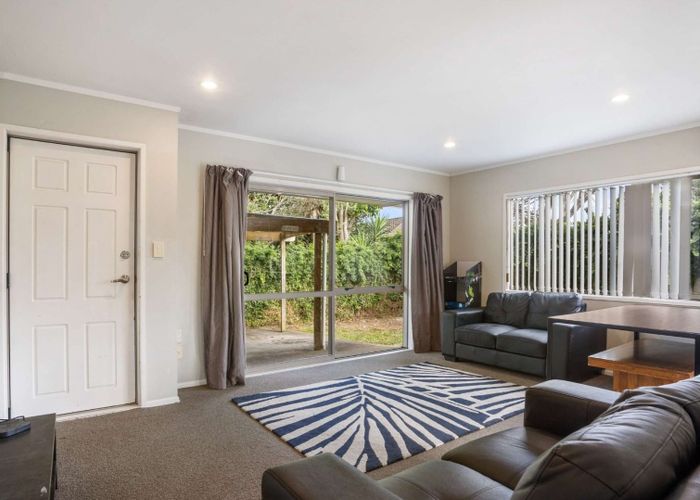  at 25A Sikkim Crescent, Clover Park, Manukau City, Auckland