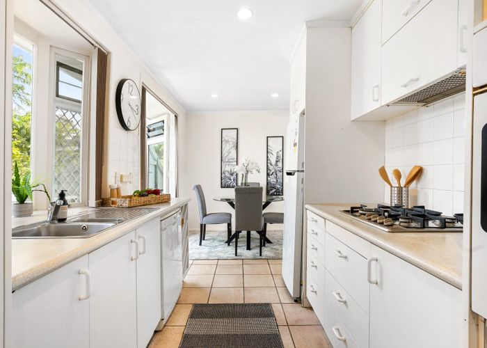  at 2 Pembroke Crescent, Glendowie, Auckland City, Auckland