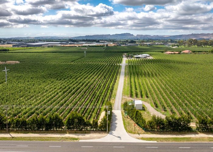  at 116 and 118 Stock Road, Bridge Pa, Hastings, Hawke's Bay