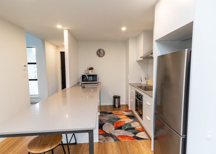  at 11/27 Main Road, Wainuiomata, Lower Hutt, Wellington