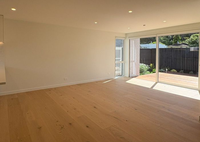  at 2/14 Nayland Street, Sumner, Christchurch City, Canterbury