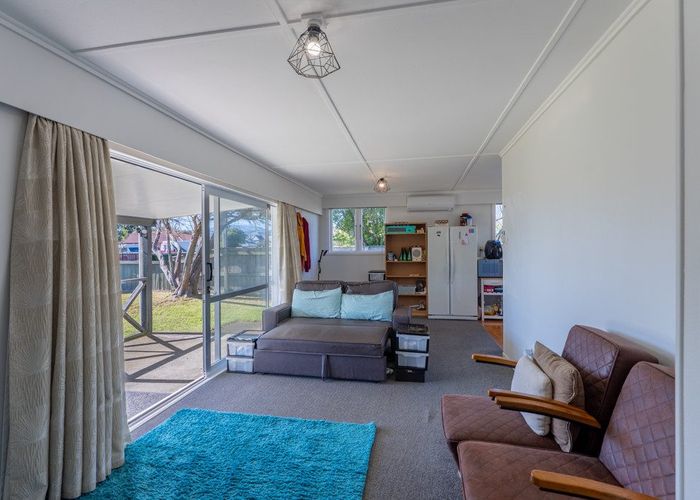  at 30 Donovan Road, Paraparaumu Beach, Kapiti Coast, Wellington