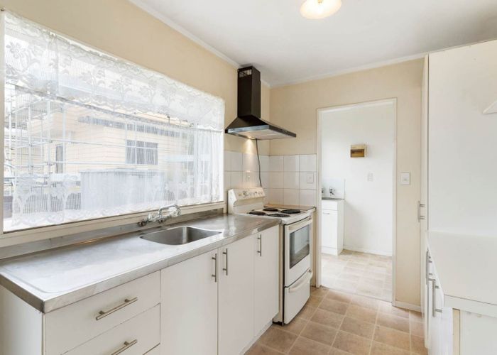  at 3/286 Porchester Road, Takanini, Auckland