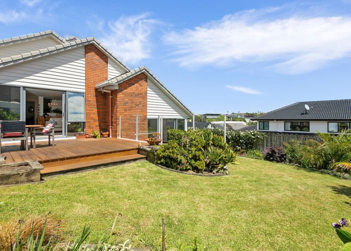  at 18 Sharples Place, Somerville, Auckland