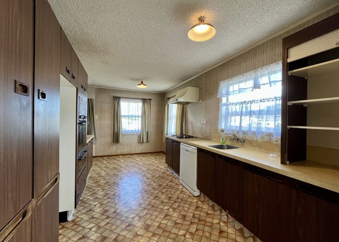  at 20 Eddowes Street, Manurewa, Auckland