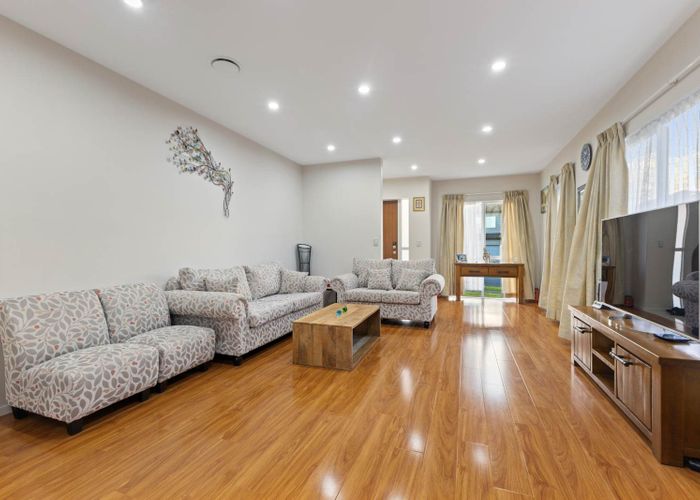  at 15 Shandon Street, Flat Bush, Manukau City, Auckland