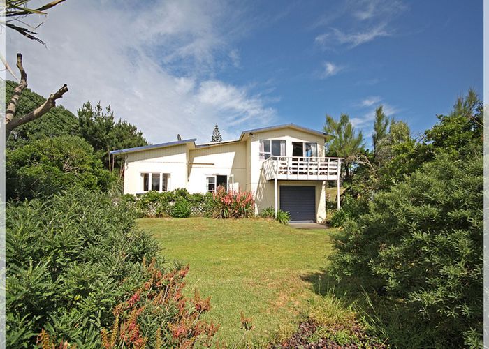  at 6 Nelson Street, Foxton Beach, Foxton