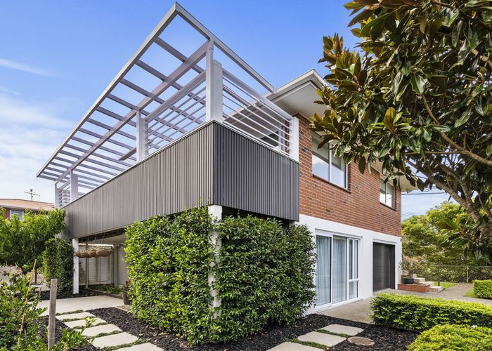  at 1/11 Grange Road, Mount Eden, Auckland